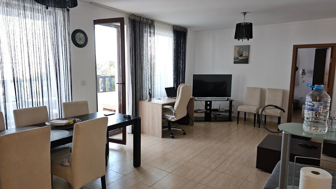 Complex Top Apartment Sveti Vlas Exterior photo